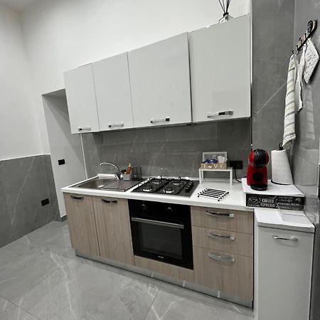 Dg Lovely Home نابولي المظهر الخارجي الصورة