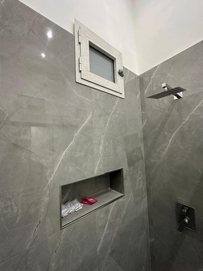 Dg Lovely Home نابولي المظهر الخارجي الصورة