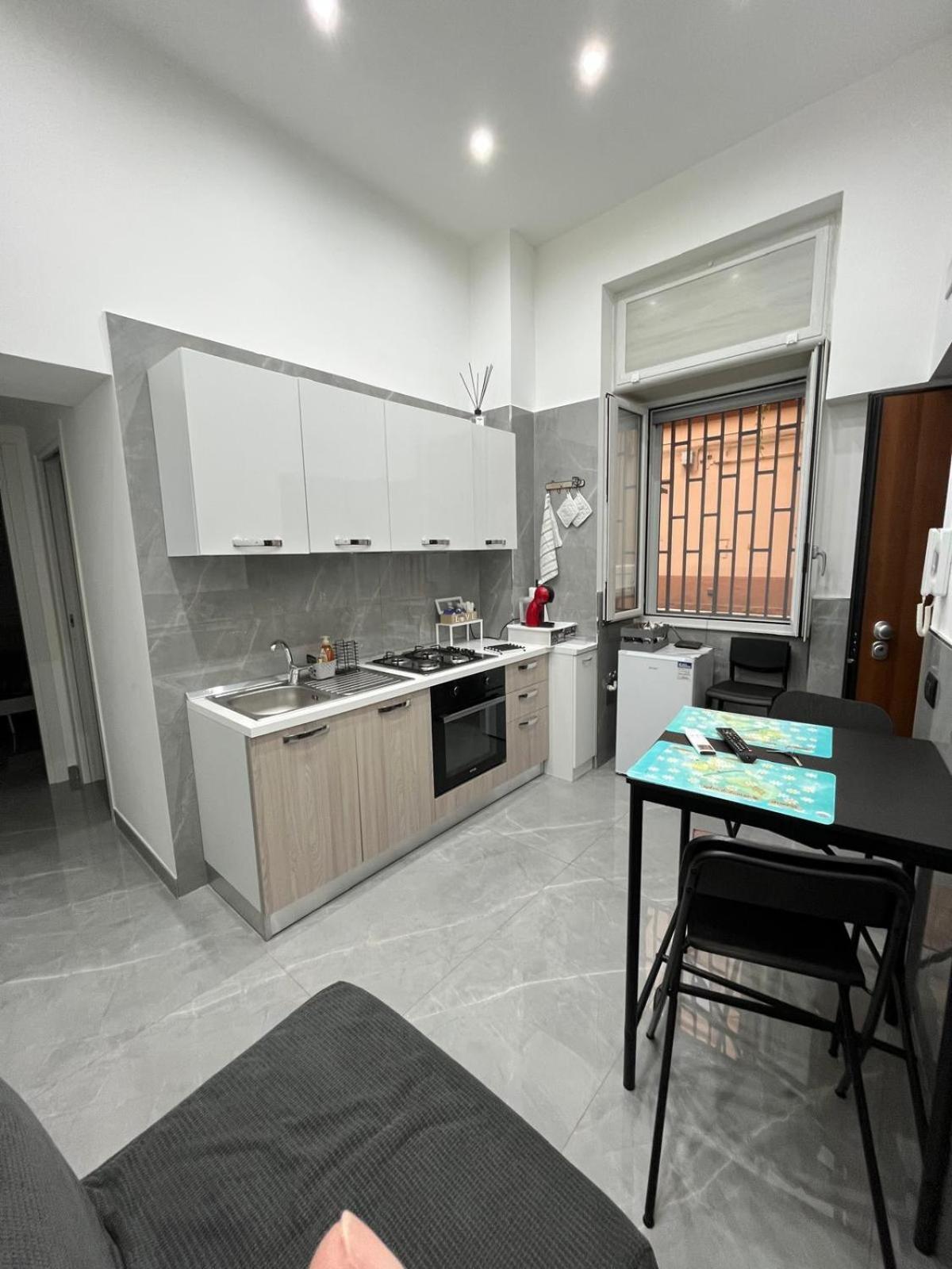 Dg Lovely Home نابولي المظهر الخارجي الصورة